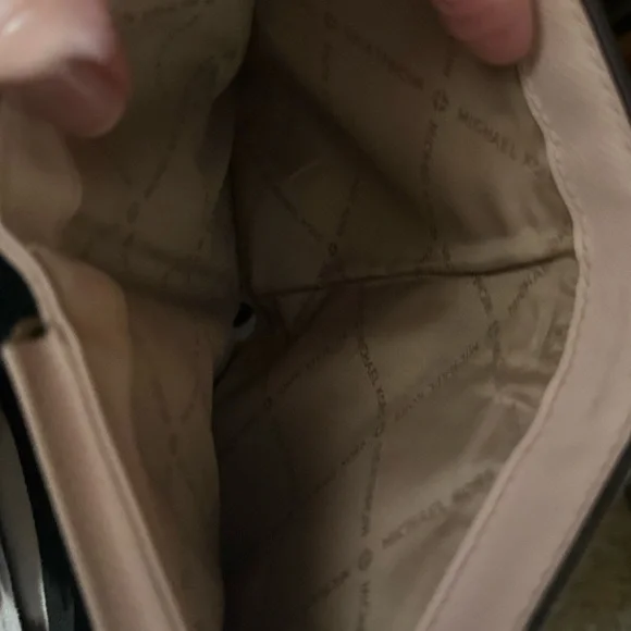 Michael Kors Light Pink Wristlet - Picture 7 of 16